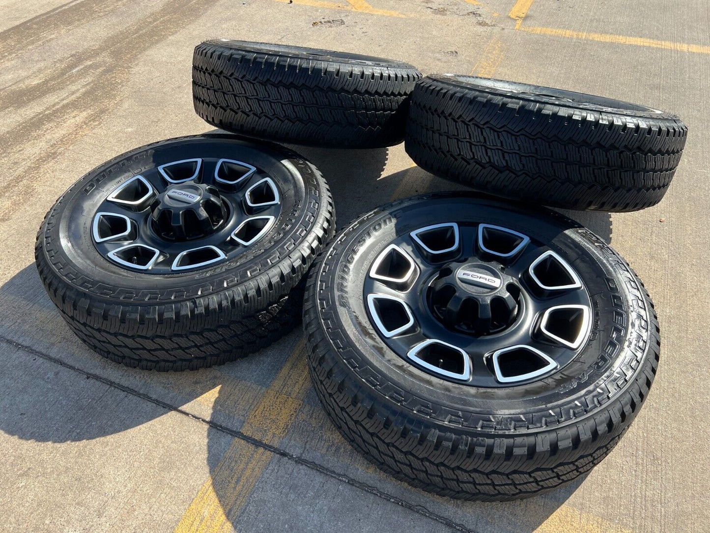 20" Ford F-250 F-350 OEM Lariat Platinum wheels rims 10486 2023 2024