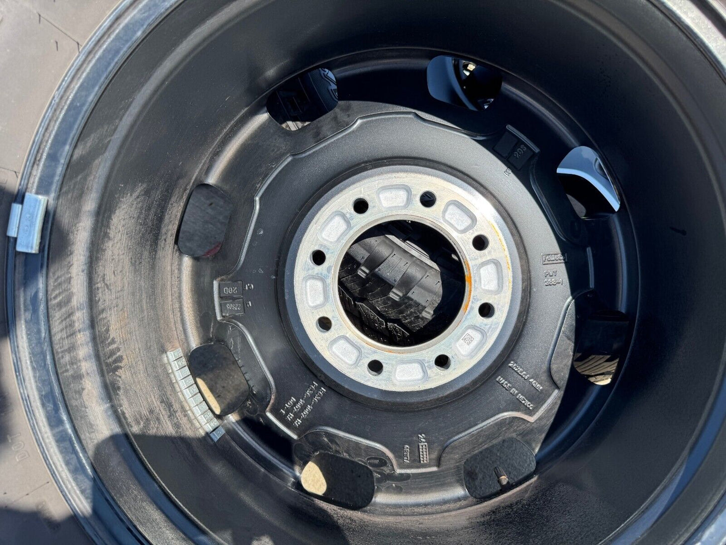 20" Ford F-250 F-350 OEM Lariat Platinum wheels rims 10486 tires BRIDGESTONE