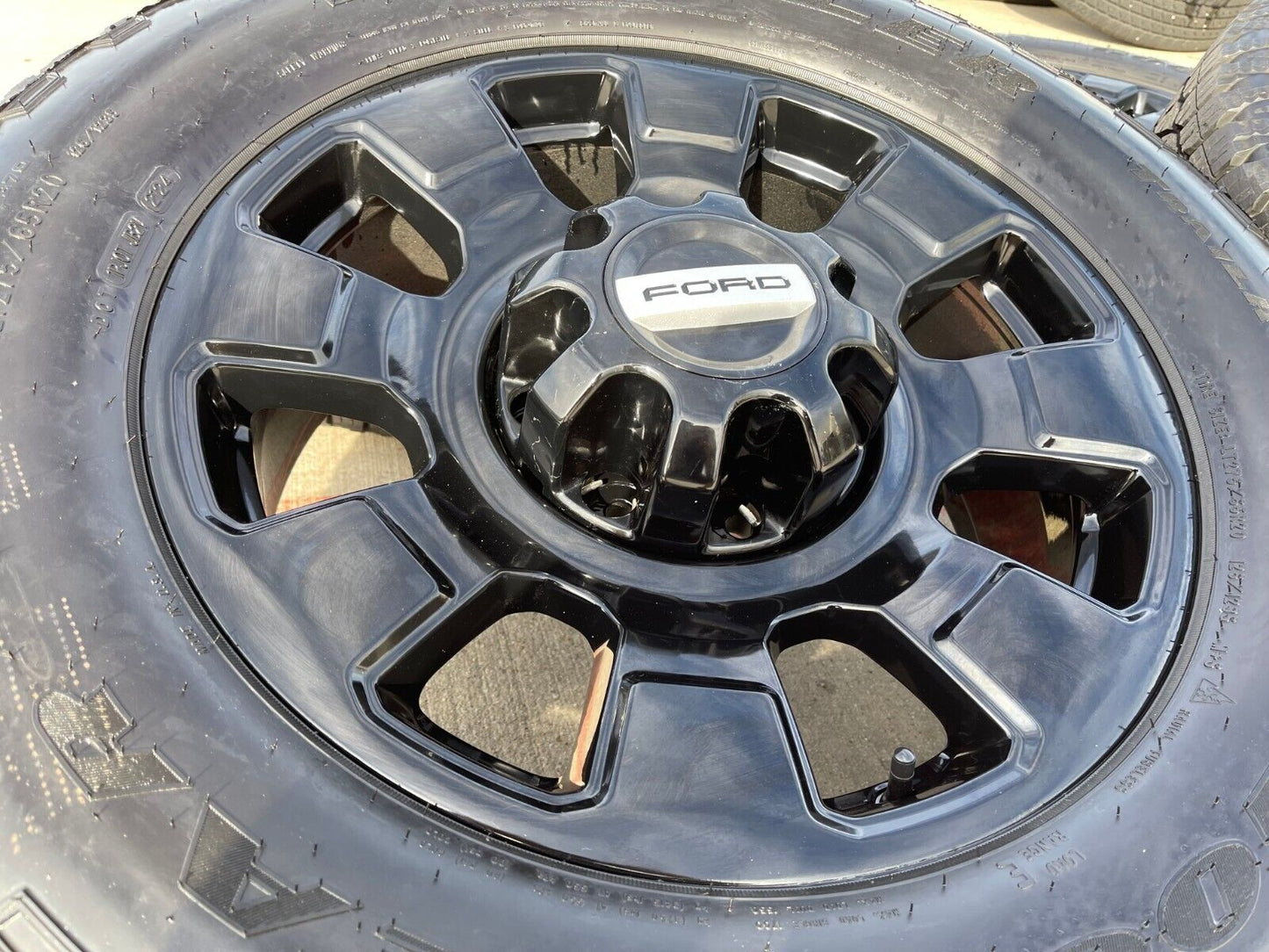 20" Ford F-250 F-350 OEM black Tremor 10295 wheels rims 2024 2025 NEW