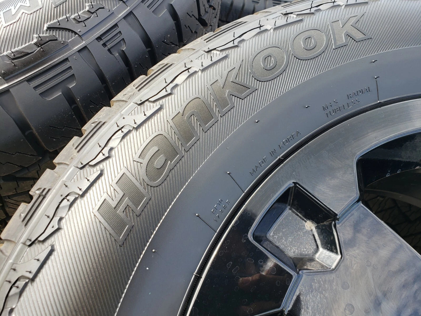 18" Ford Ranger TREMOR Bronco OEM black wheels rims 10282 tires NEW