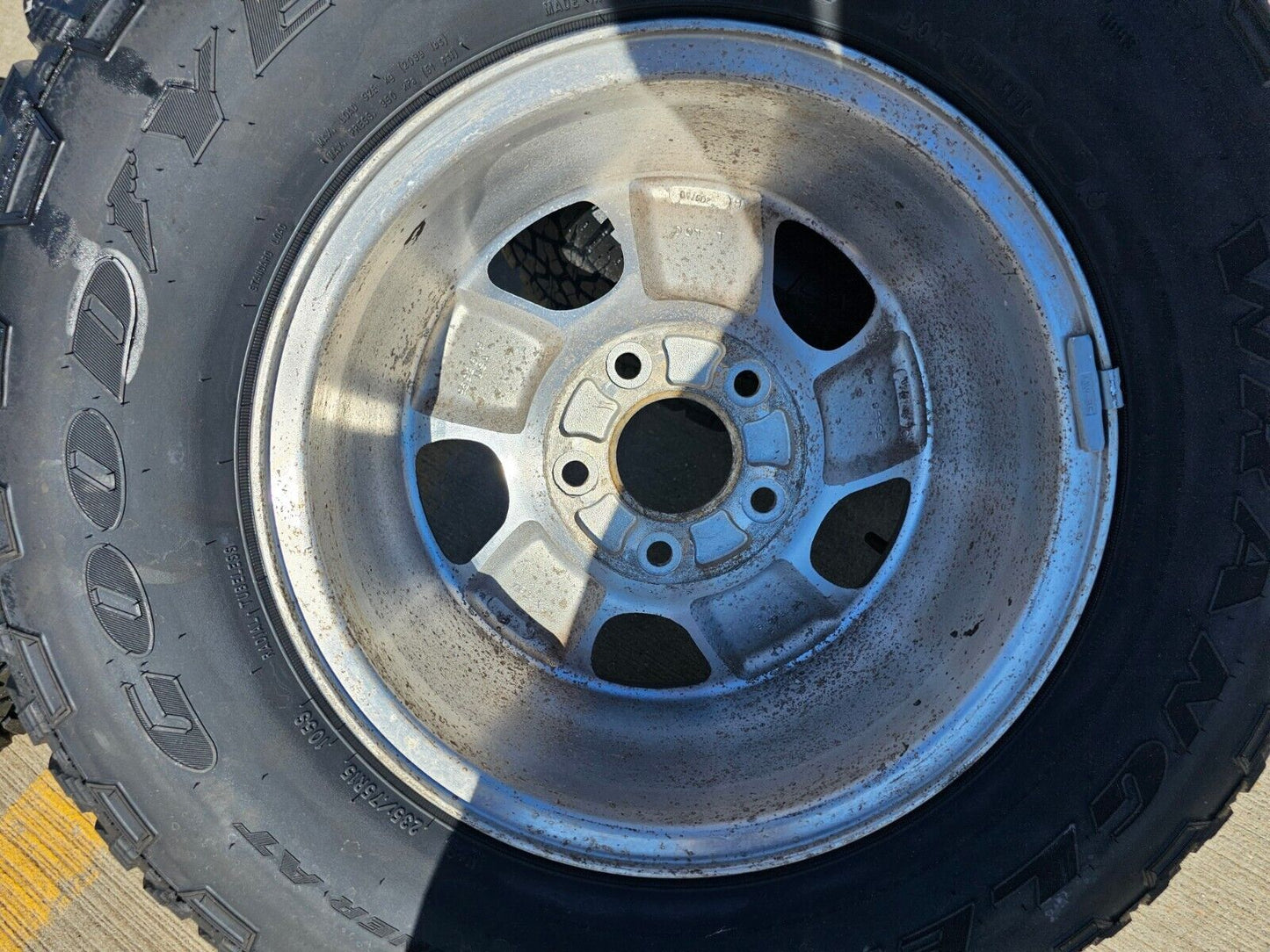 15" Chevy S10 Blazer Chevy wheels rims 5063 GMC NEW tires 5x120 5x4.75 2000 2004