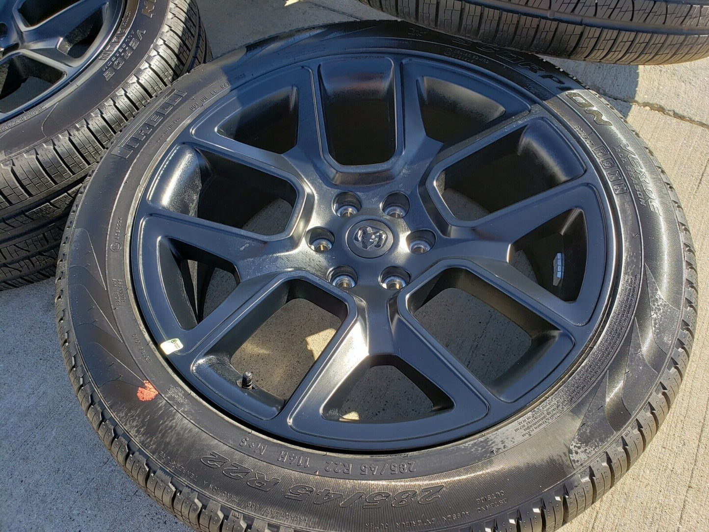 22" Dodge Ram 1500 OEM LIMITED Laramie 2684 2725 wheels rims 2023 2024 2025 NEW