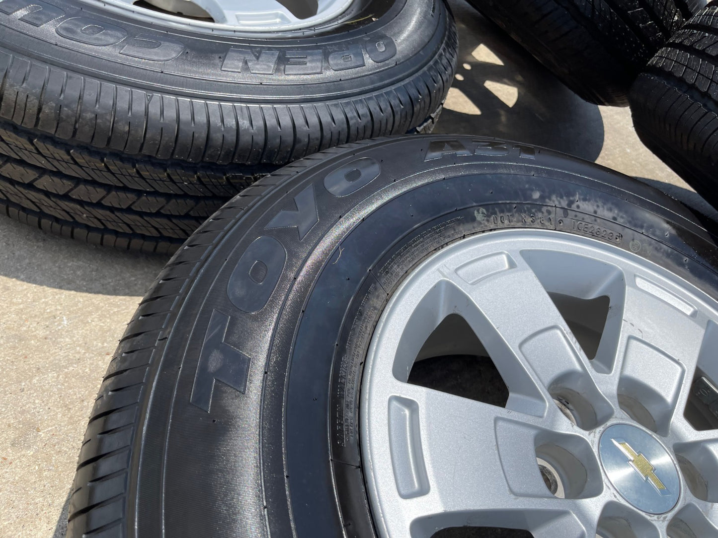 16" Chevy Colorado Z71 GMC Canyon OEM 5670 wheels rims tires