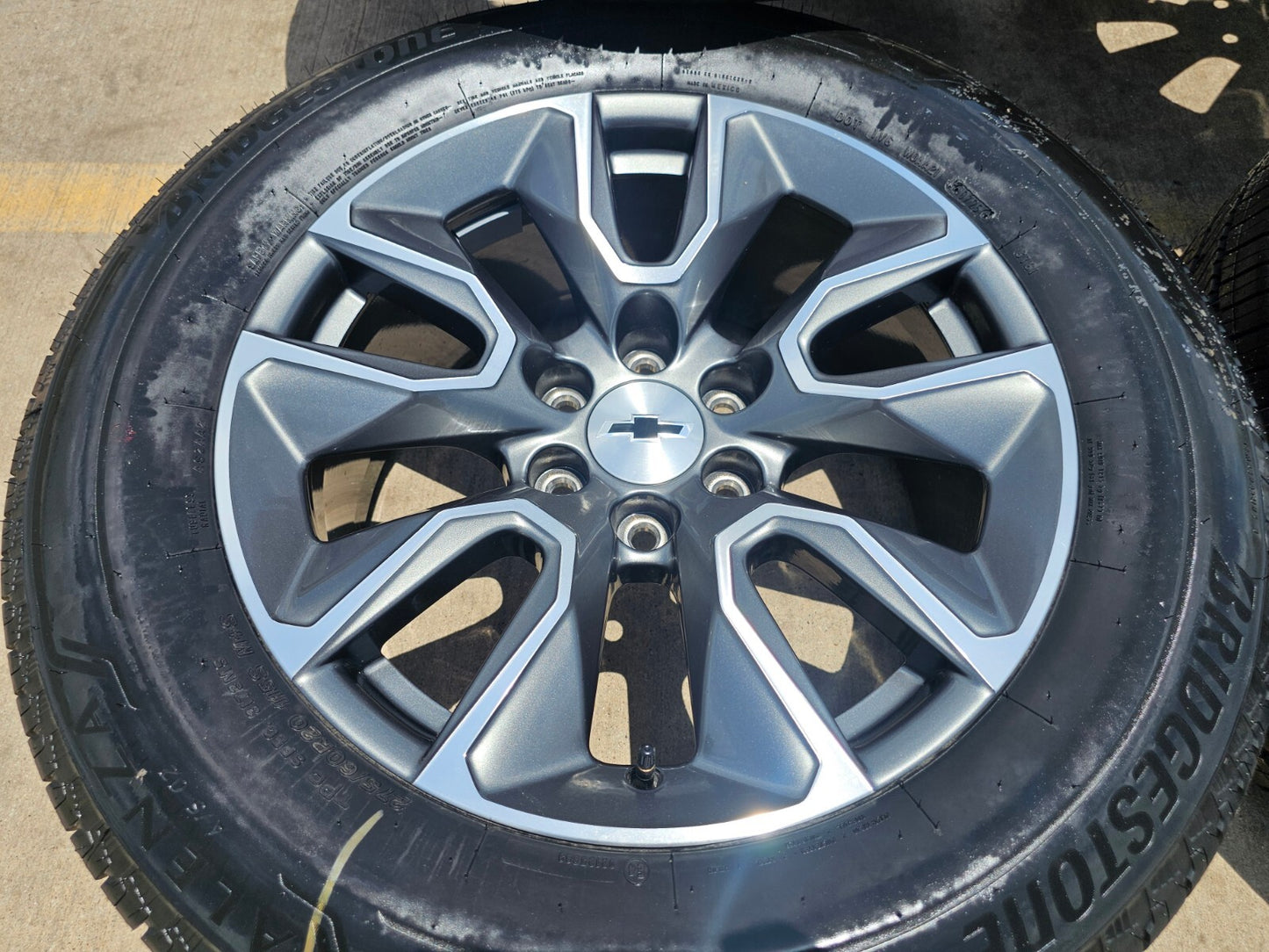 20" Chevy Silverado 1500 Tahoe Suburban OEM 5915 5916 wheels rims 2025 2026 NEW