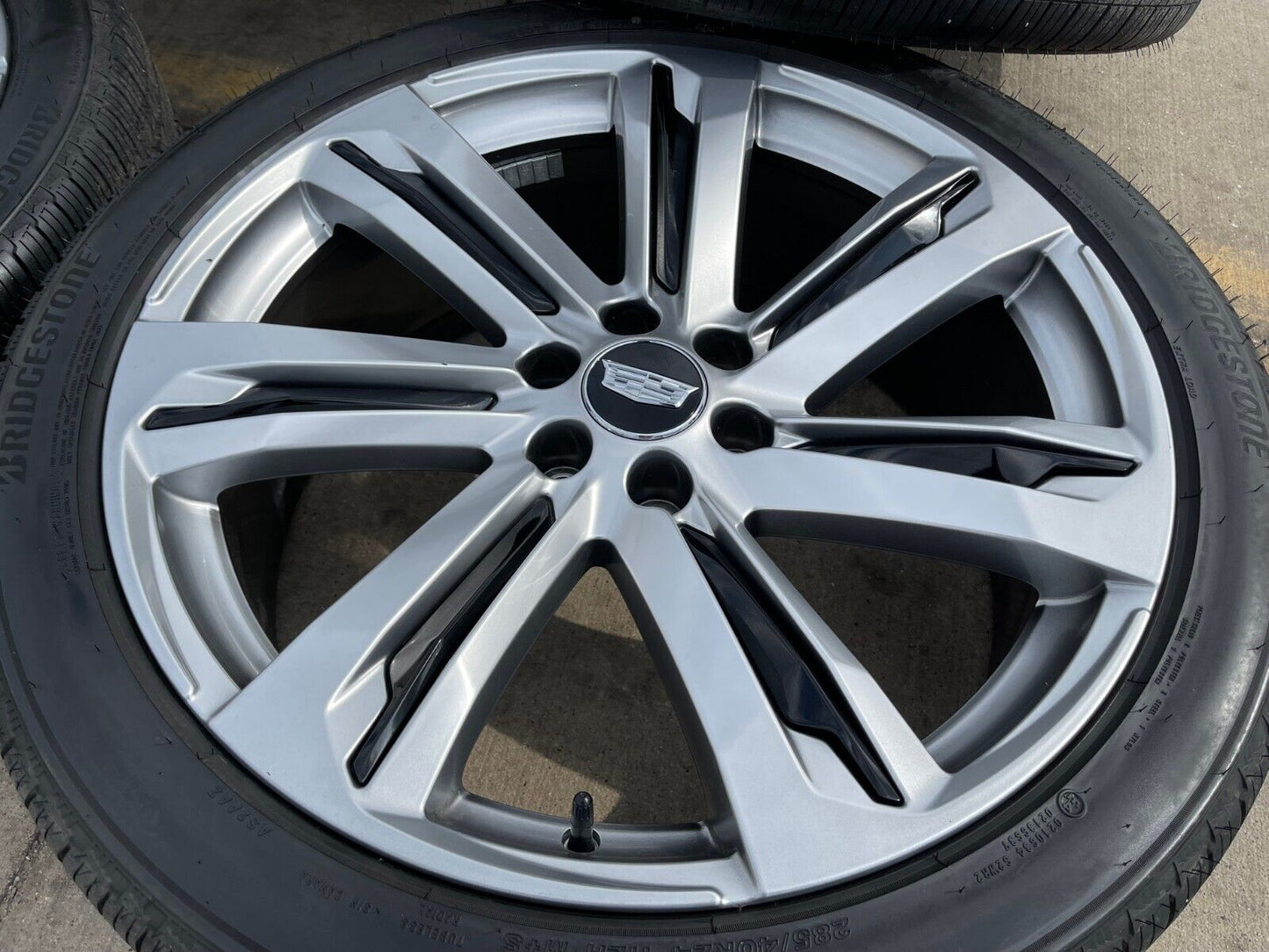 24" Cadillac Escalade V OEM wheels rims tires 2022 2023 2024 2025 2026 NEW