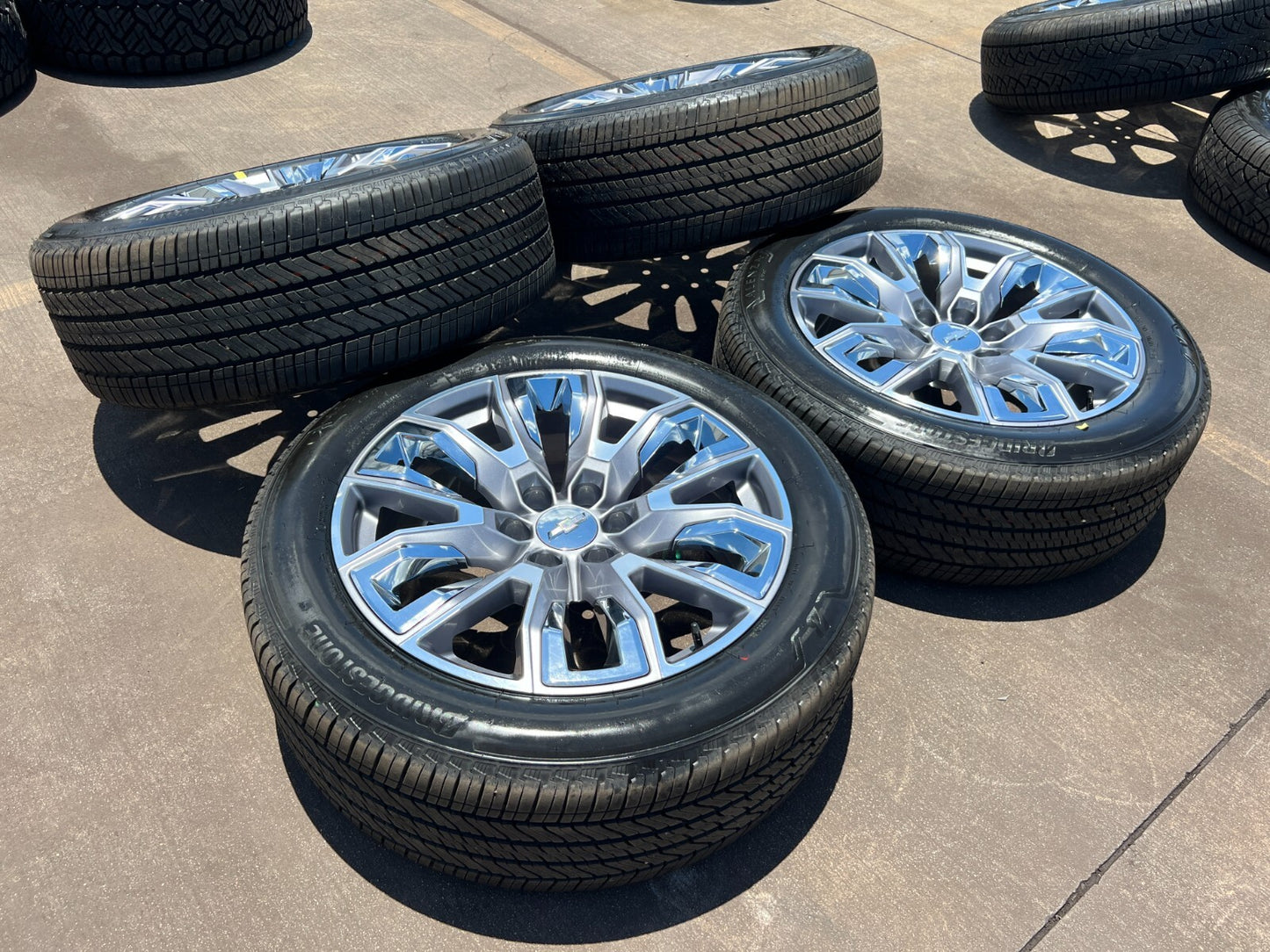 22" GMC Yukon Chevy Tahoe Escalade OEM chrome 95513 wheels rims NEW