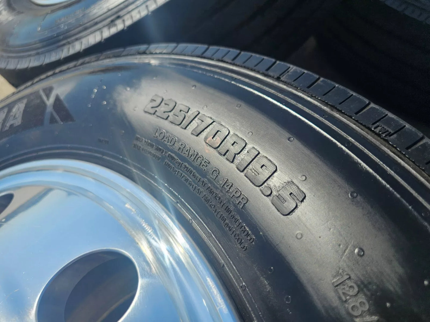 19.5" Ford F-450 Dually F-550 rims wheels RAM 4500 10x225 OEM tires HERCULES