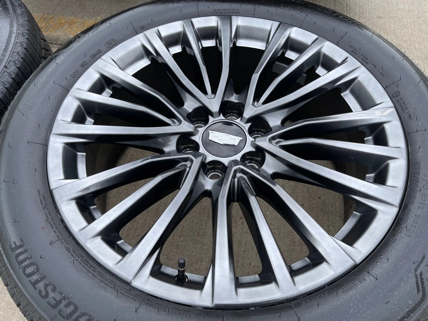 22" Cadillac Escalade V Platinum OEM ORIGINAL 4883 wheels rims 2024 2025 NEW