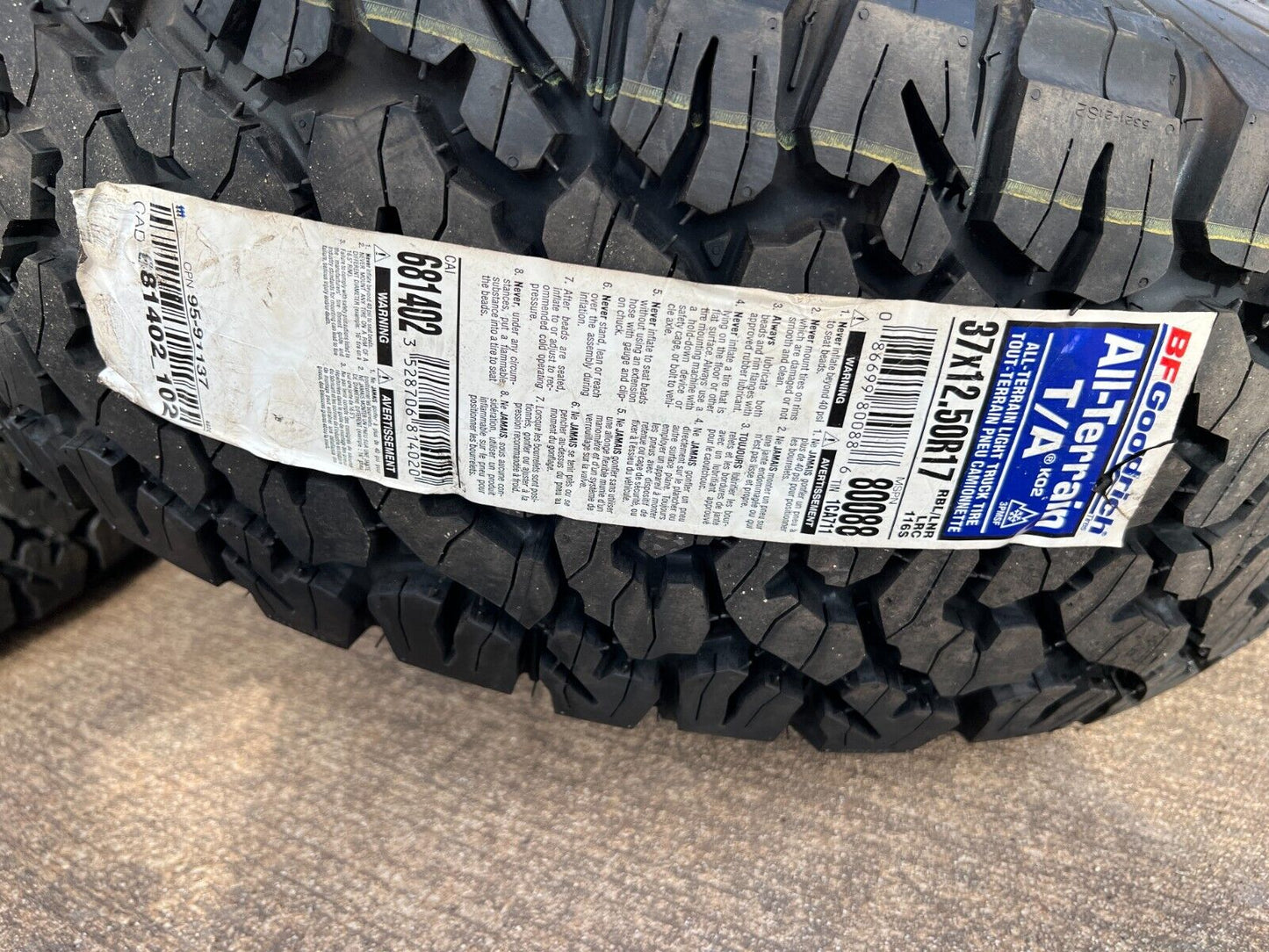 17" Jeep Wrangler Rubicon OEM wheels rims 392 Gladiator tires NEW BFG 37"