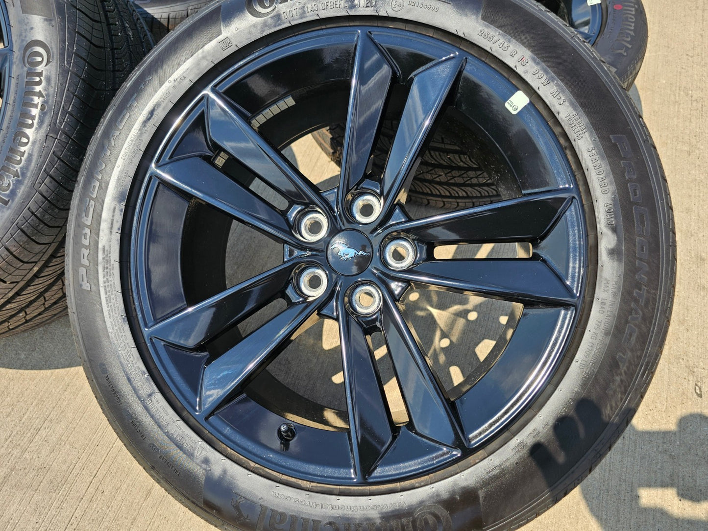 18" Ford Mustang GT OEM BLACK wheels rims PR3C-1007-BA tires 2024 2025 2026 NEW