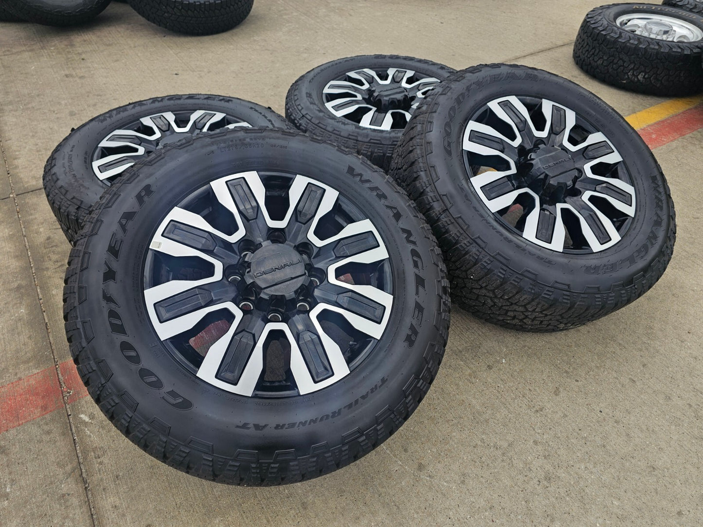 20" GMC Sierra DENALI ULTIMATE 2500 3500 OEM wheels rims 5958 Chevy
