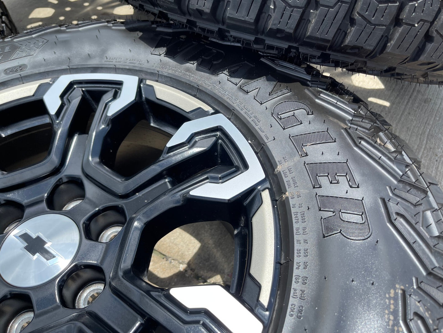18" Chevy Silverado ZR2 Tahoe GMC Sierra OEM 95415 wheels rims 2025 2026 NEW