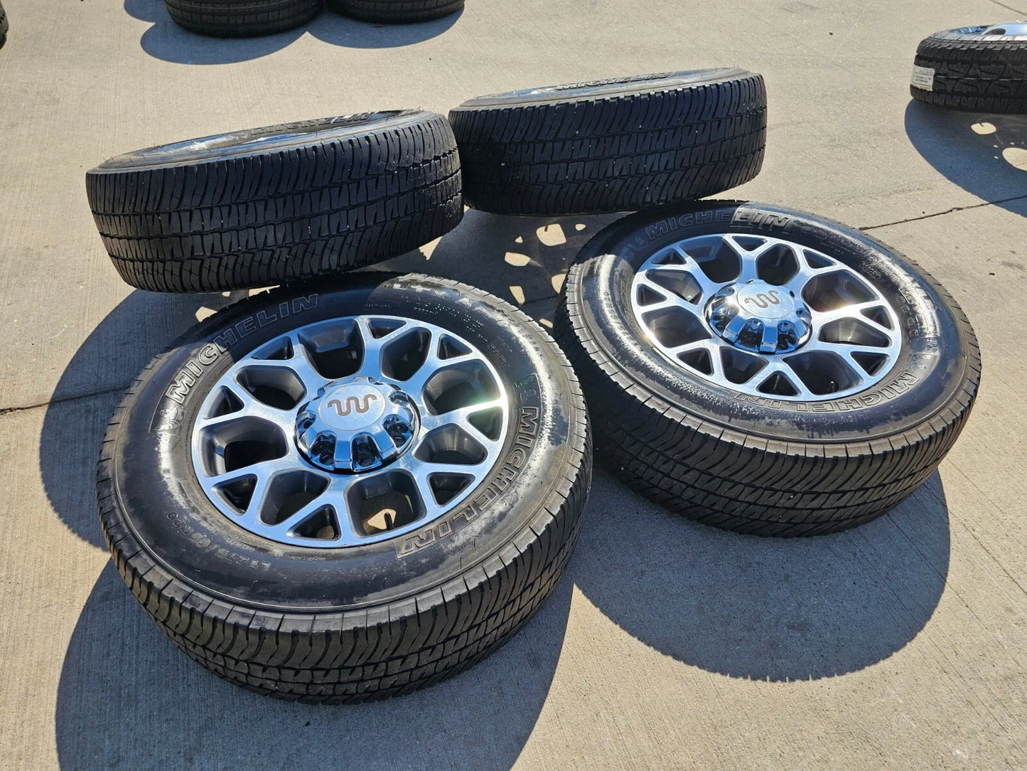 20" Ford F-250 F-350 OEM King Ranch Lariat wheels rims 10292 10293 tires
