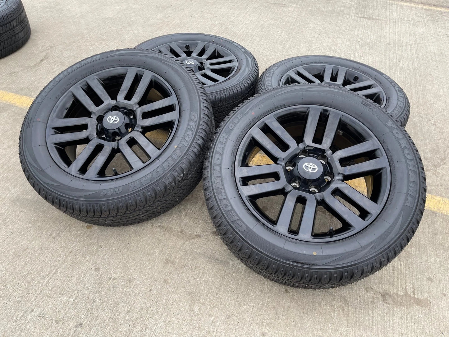 20" Toyota Tacoma 4Runner FJ Cruiser Lexus OEM 69561 wheels rims tires NEW