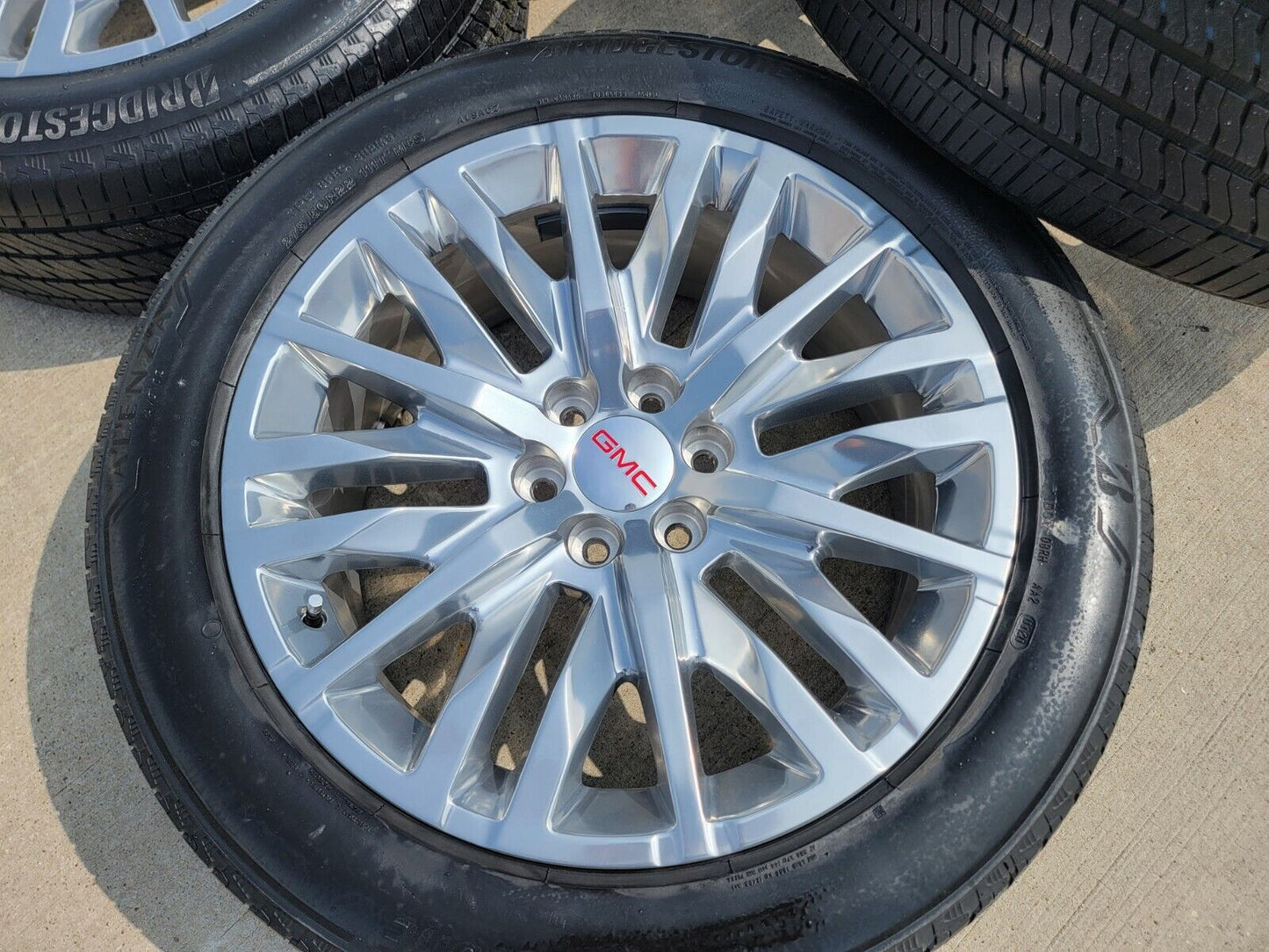 22" GMC Sierra Yukon DENALI Silverado OEM 5921 wheels rims 2021 2022 2023 2024