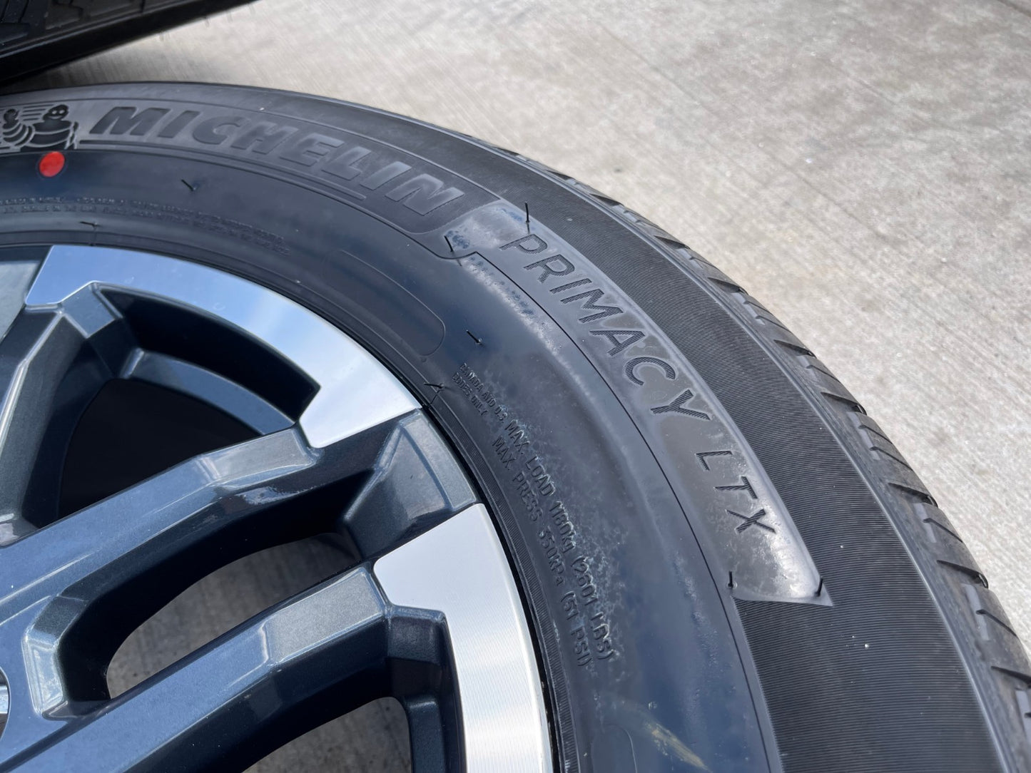 18" Toyota Tacoma 4Runner LIMITED OEM wheels rims tires 2024 2025 2026 NEW