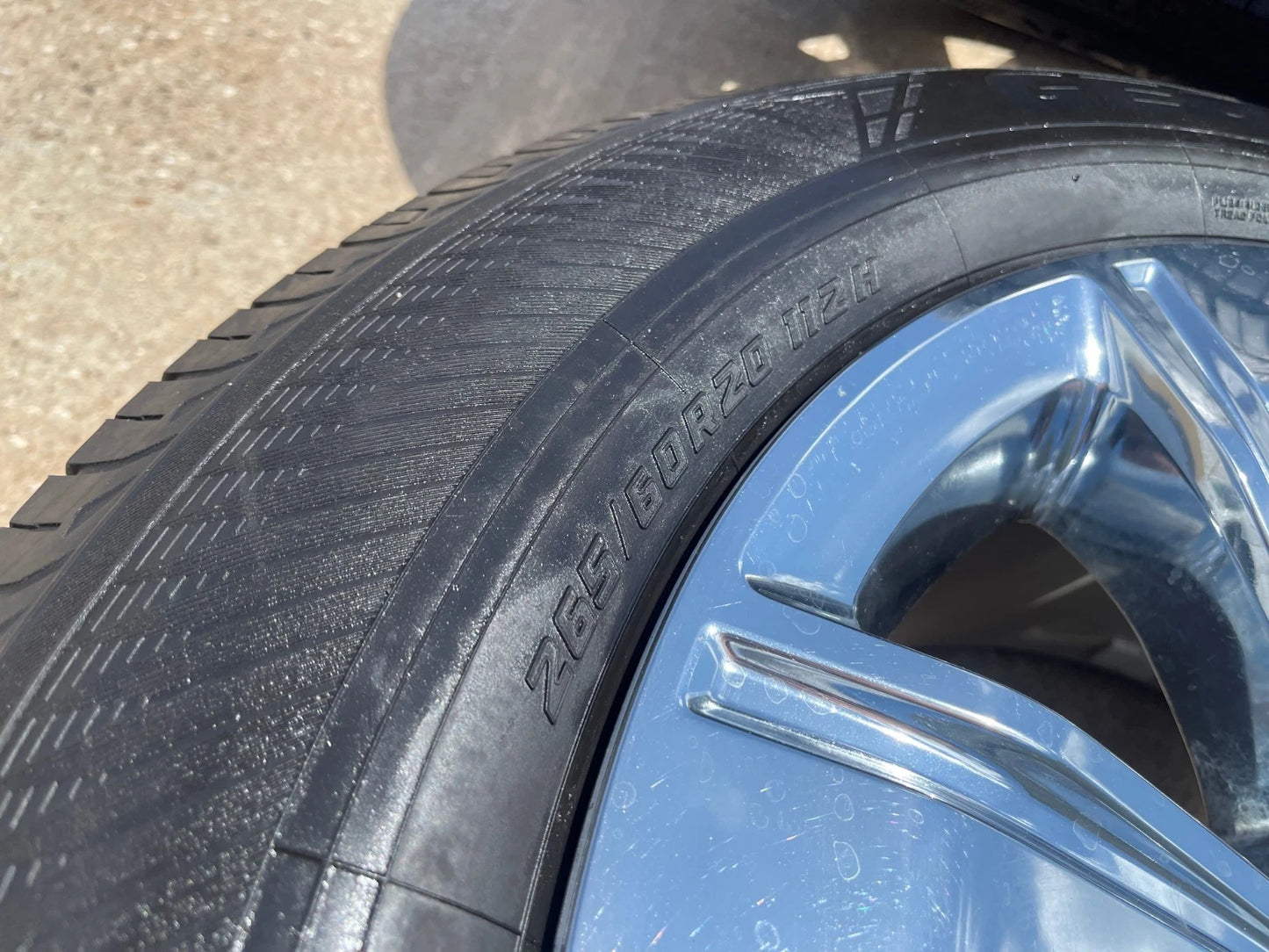20" GMC Sierra Yukon DENALI OEM wheels rims 5752 chrome tires