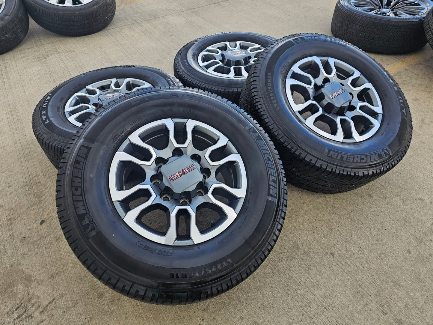18" GMC Sierra AT4X Chevy Silverado 2500 3500 OEM 5949 wheels rims MICHELIN