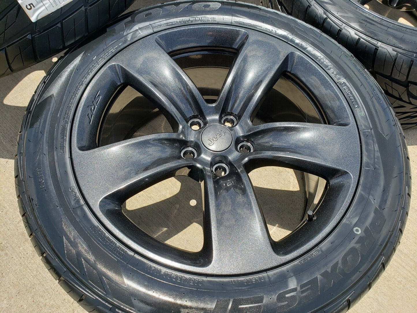 20" Jeep Grand Cherokee SRT Trackhawk OEM 9139 wheels rims tires NEW