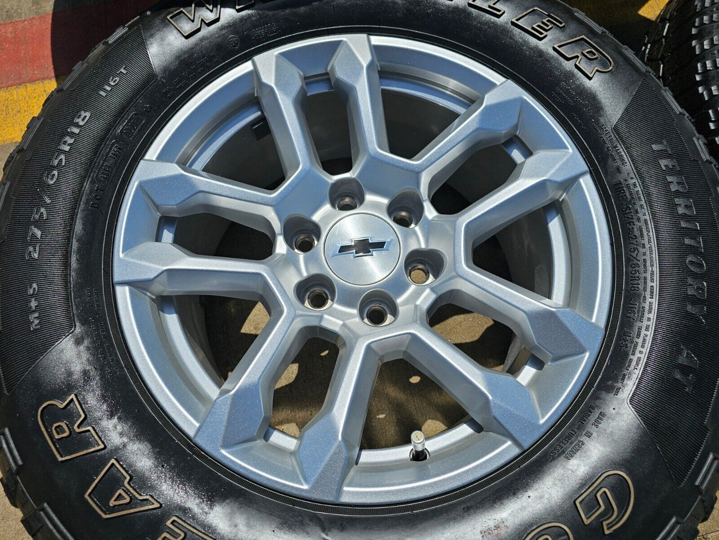 18" Chevy Silverado Tahoe ZR2 GMC Sierra Yukon OEM 95416 wheels rims tires