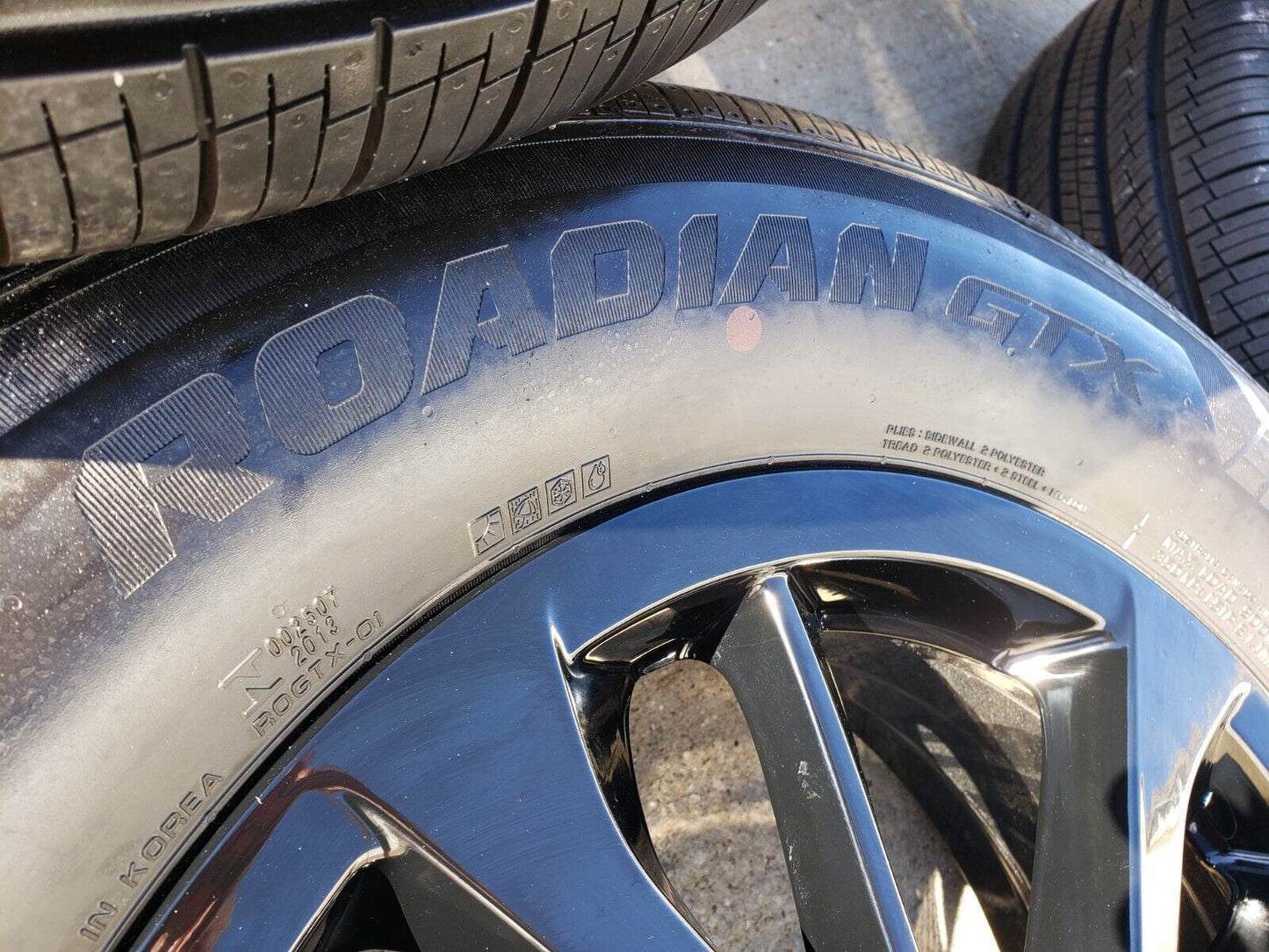 17" Kia Sportage Carnival OEM wheels rims tires 74829 Sorento Sedona 2022 2023