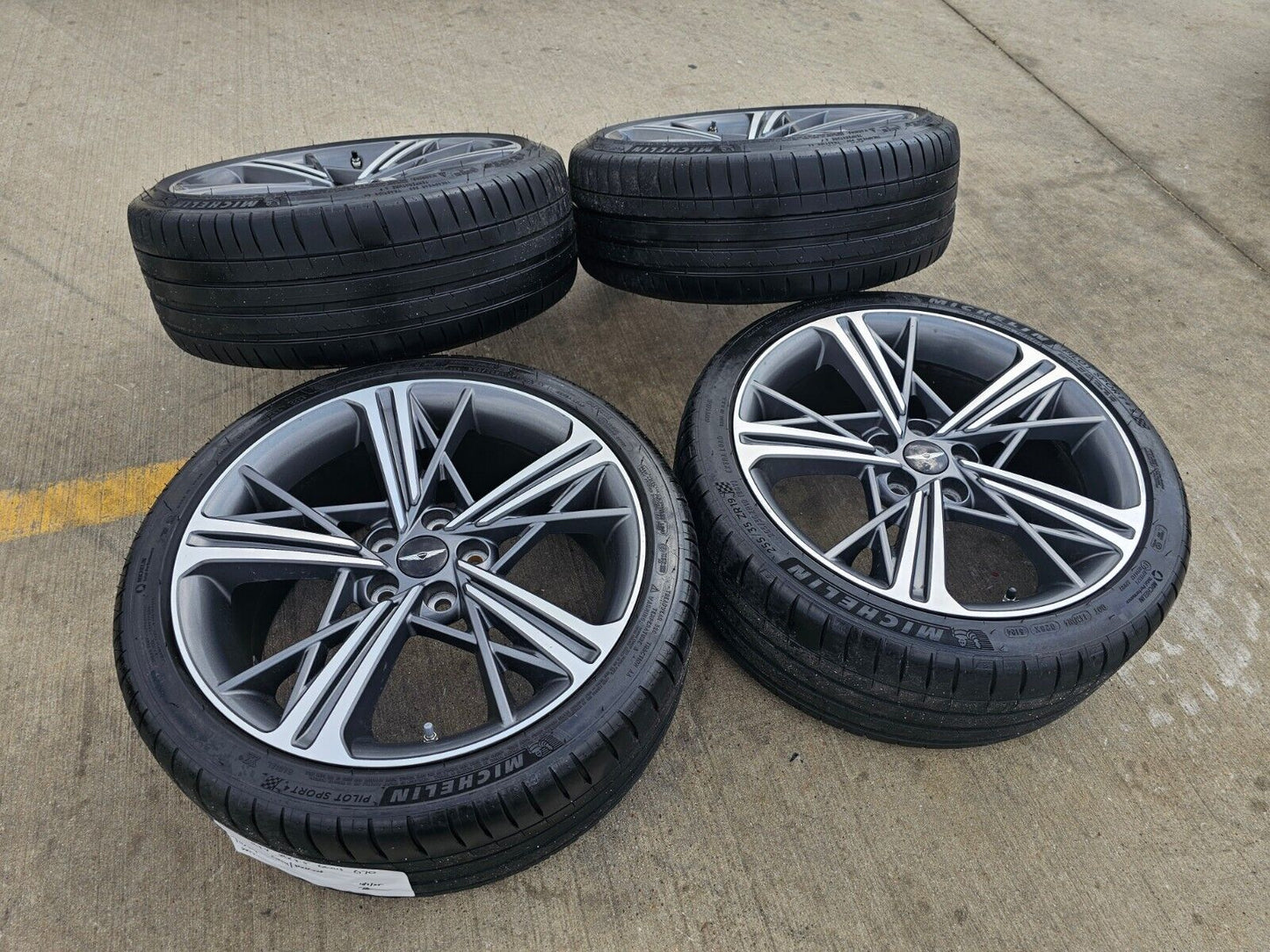 19" Hyundai Genesis G70 G80 OEM 71087 wheel rims Sonata tires MICHELIN