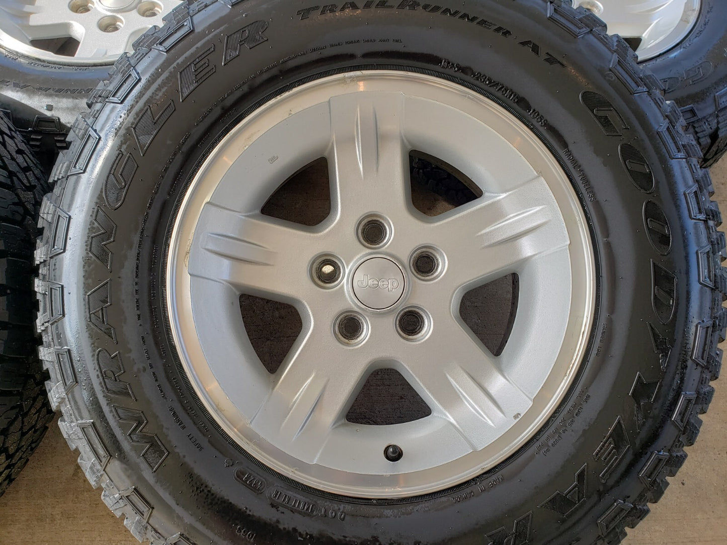 15" Jeep Wrangler OEM wheels rims 9050 1997 1998 1999 2000 2001 NEW A/T tires