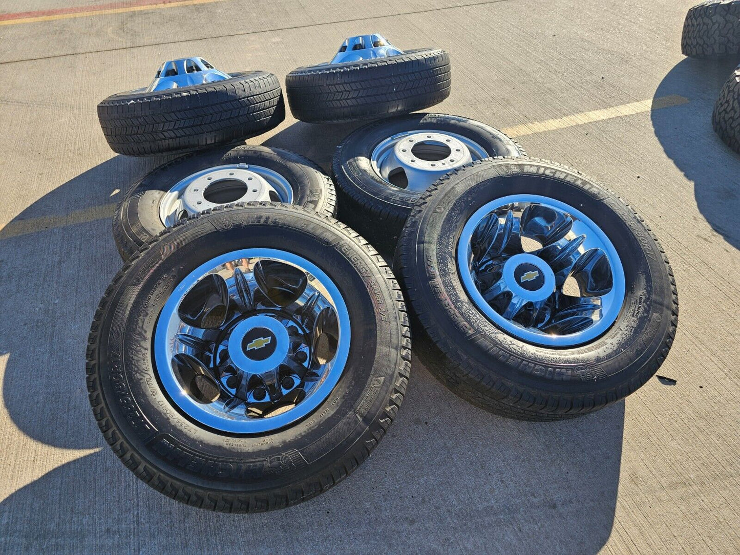 17" Chevy Silverado GMC Sierra 3500 Dually simulator rims wheels OEM 8094 tires