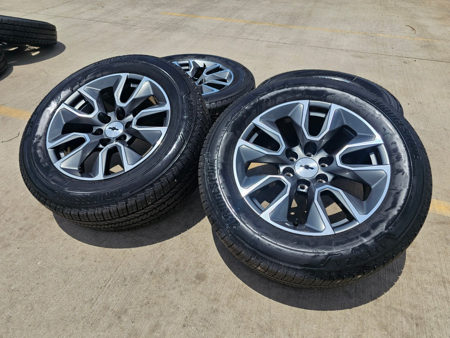 20" Chevy Silverado 1500 Tahoe Suburban OEM 5915 5916 wheels rims 2025 2026 NEW