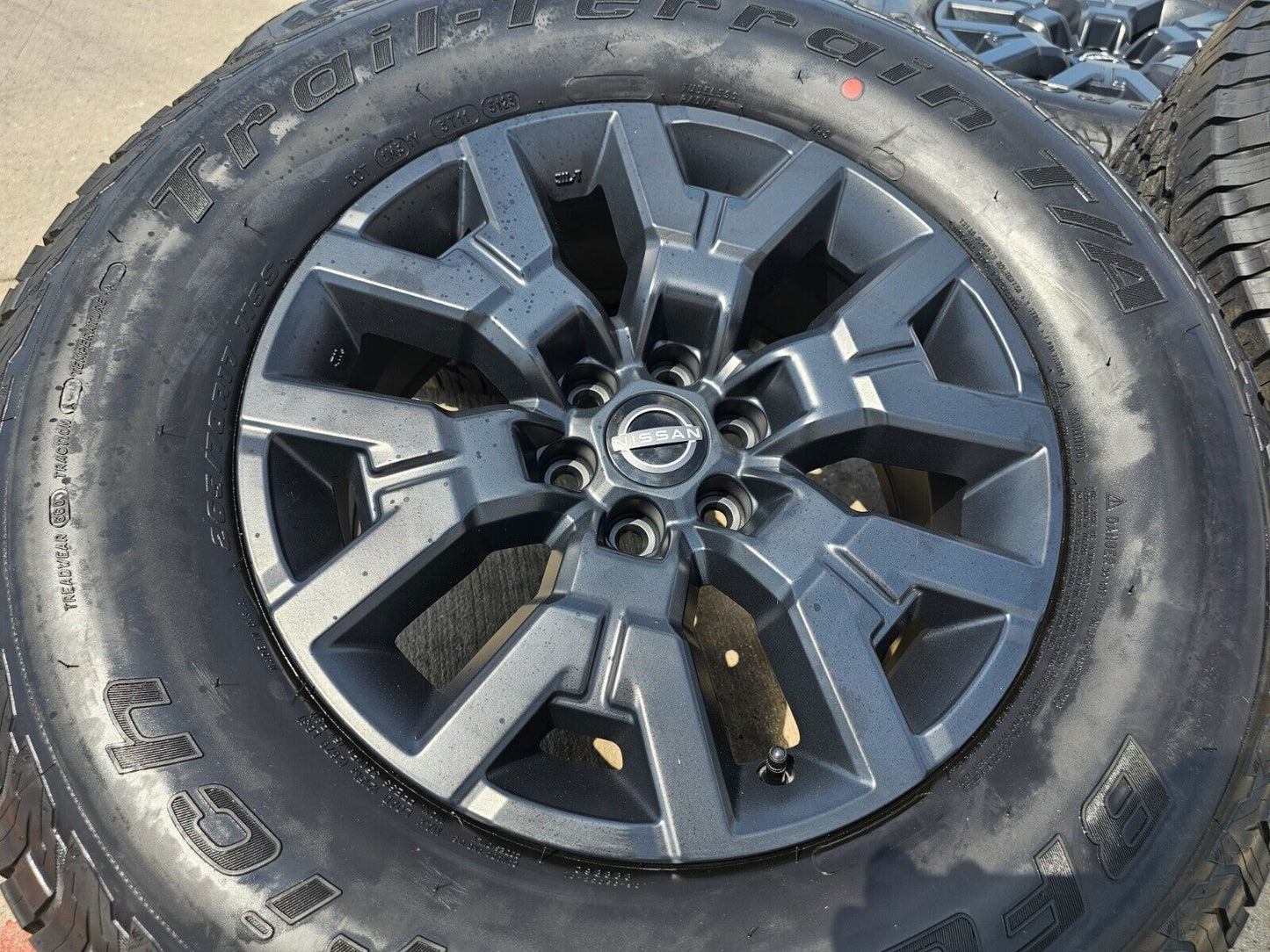 17" Nissan Frontier OEM Desert Runner 62832 wheels rims tires 2023 2024 2025 NEW