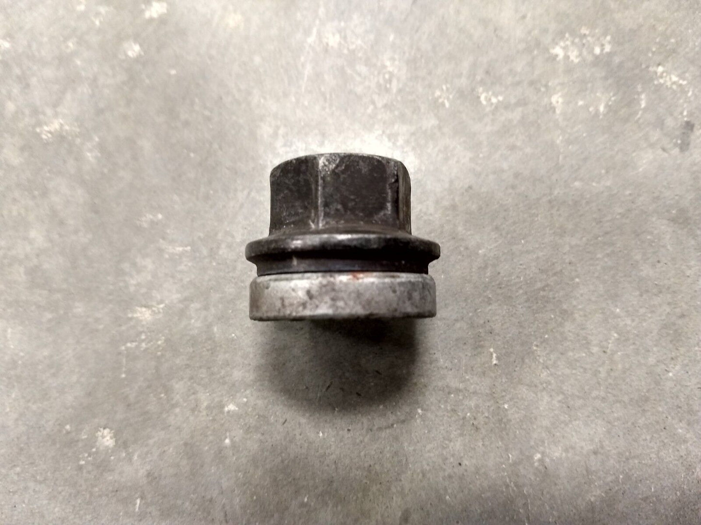 (32) OEM Ford washer lug nuts open end F-250 F-350 OE 14x1.5 2019 2020 2021 2022
