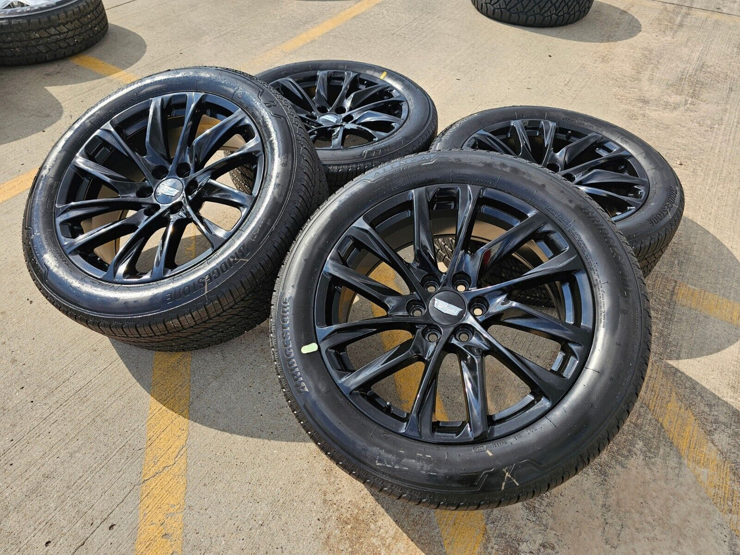 22" Cadillac Escalade Chevy Tahoe OEM Replica 95027 wheels rims 2023 2024 NEW