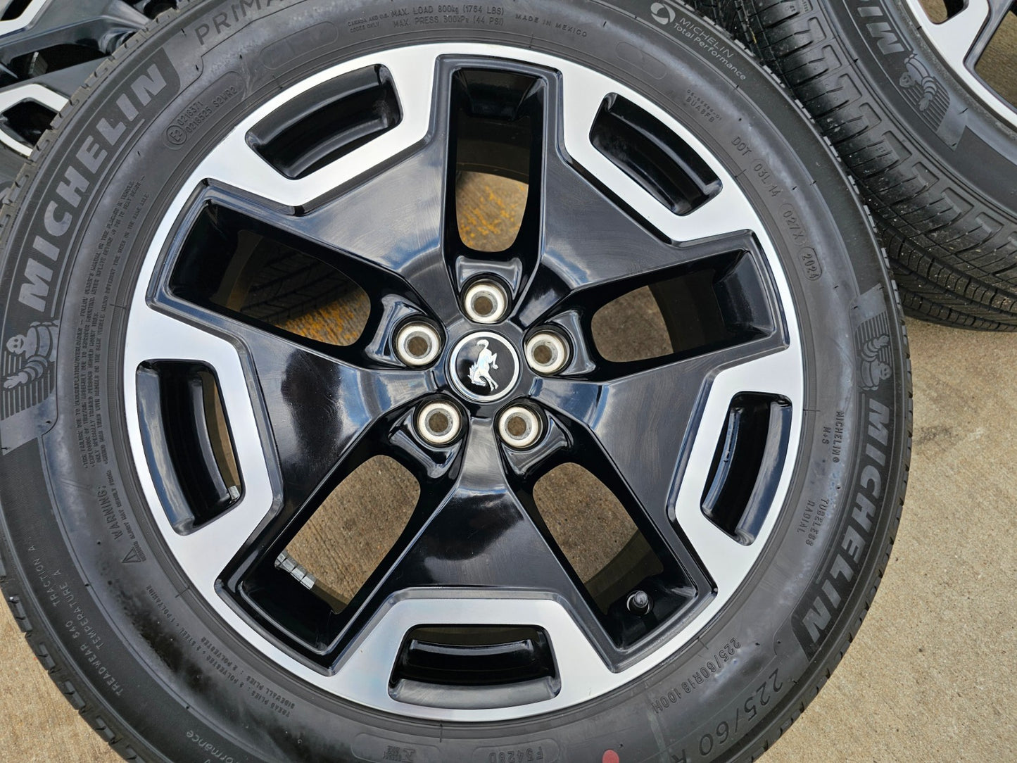 18" Ford Maverick Bronco Sport HERITAGE OEM rims wheels 95020 10328 MICHELIN NEW