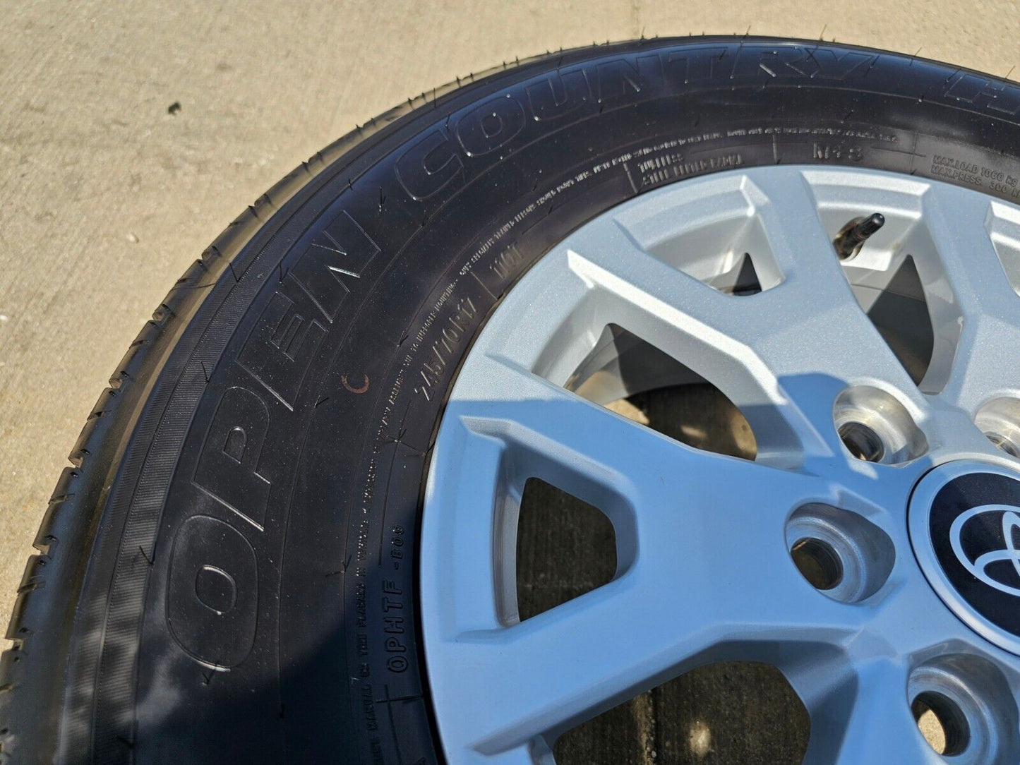 17" Toyota Tacoma 4Runner TRD OEM wheels rims tires 2024 2025