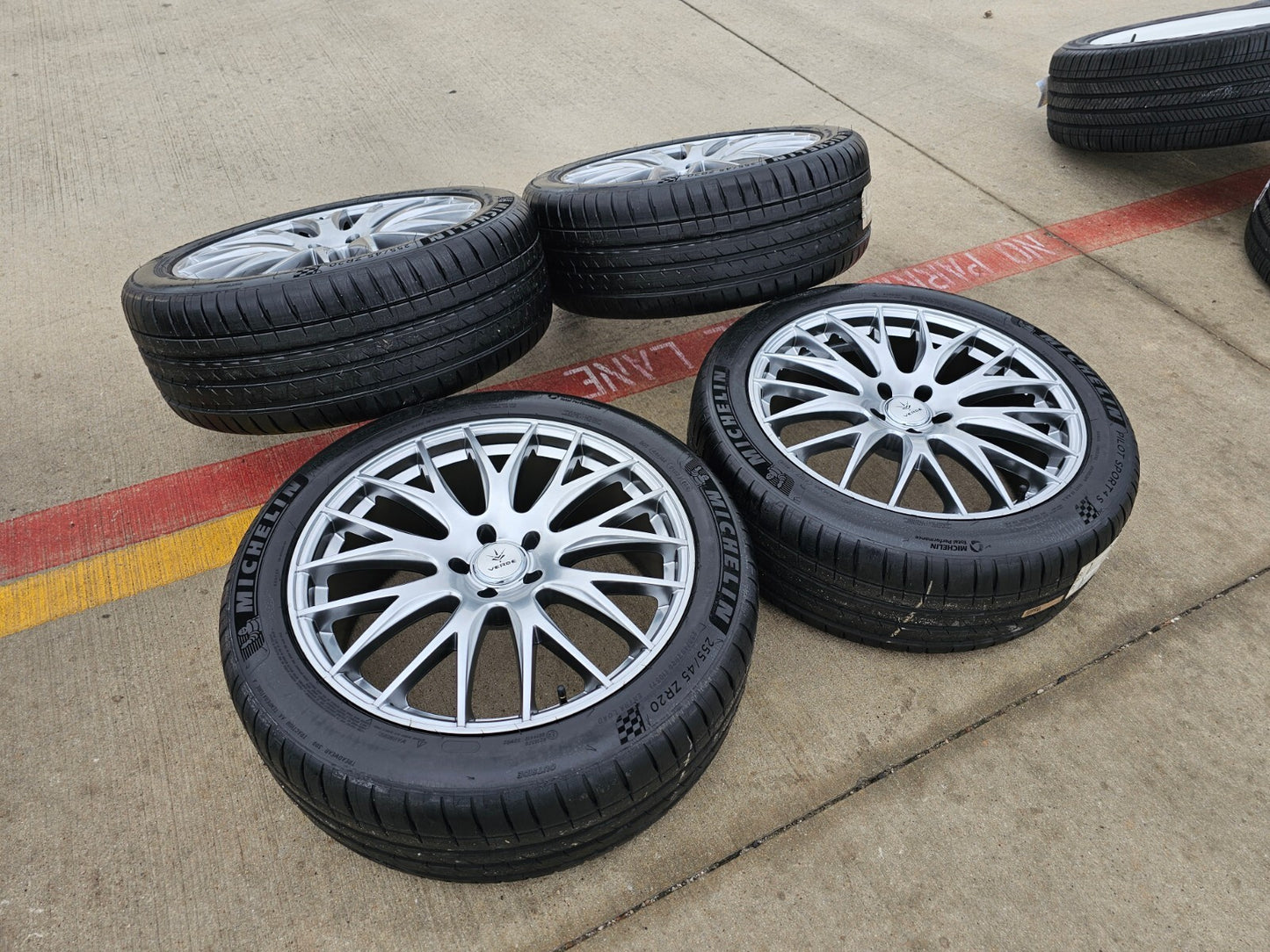 20x8.5 Verde Saga V27 wheels rims Q3 Q5 A7 A8 NEW MICHELIN