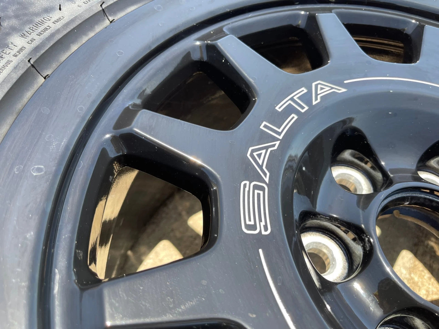 (1) 18" AEV SALTA GMC Sierra AT4X Chevy Silverado OEM rim wheel 2024 2025 NEW