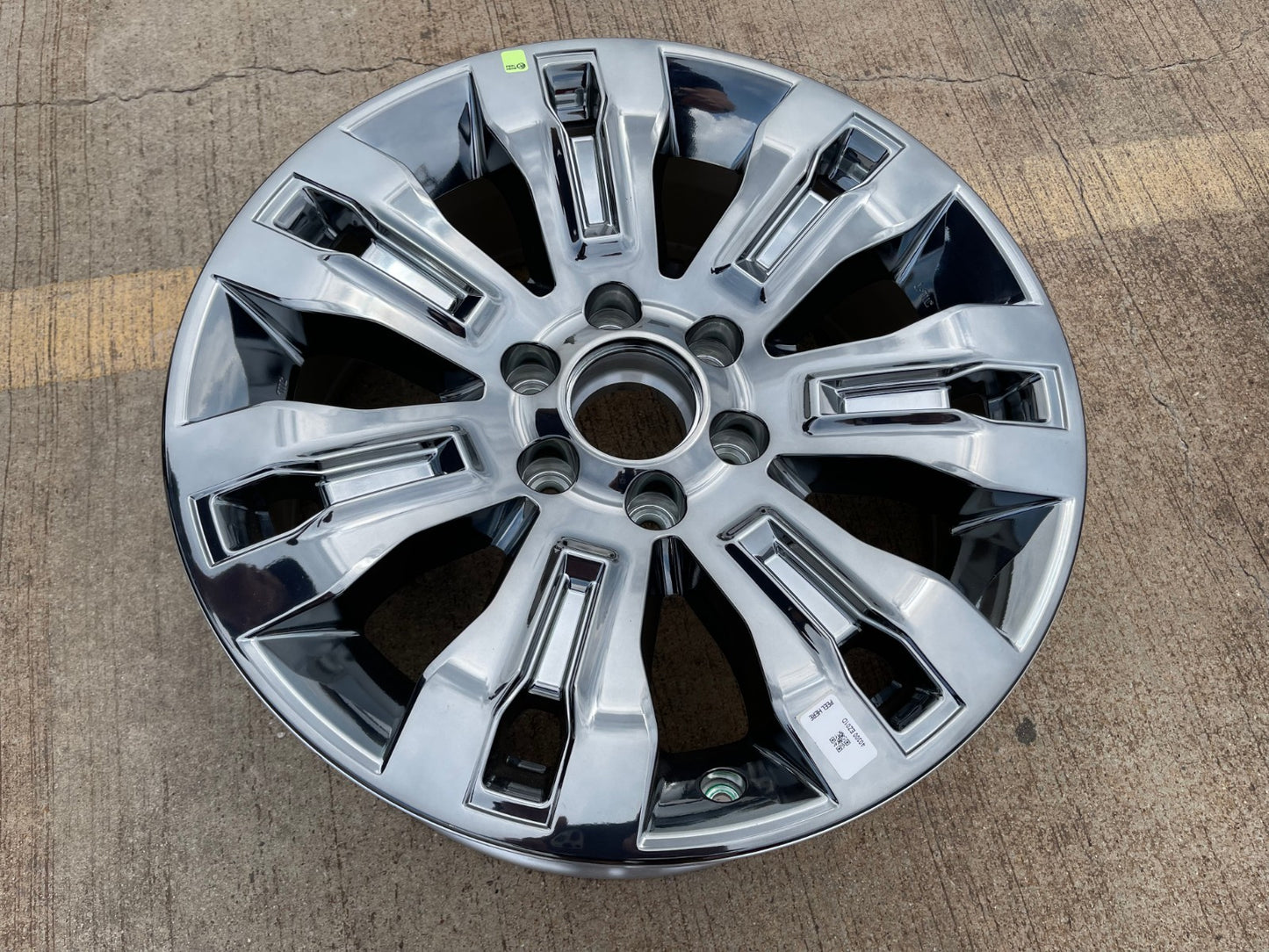 20" Nissan Titan Armada Infiniti QX80 OEM wheel rim 62704 spare CHROME