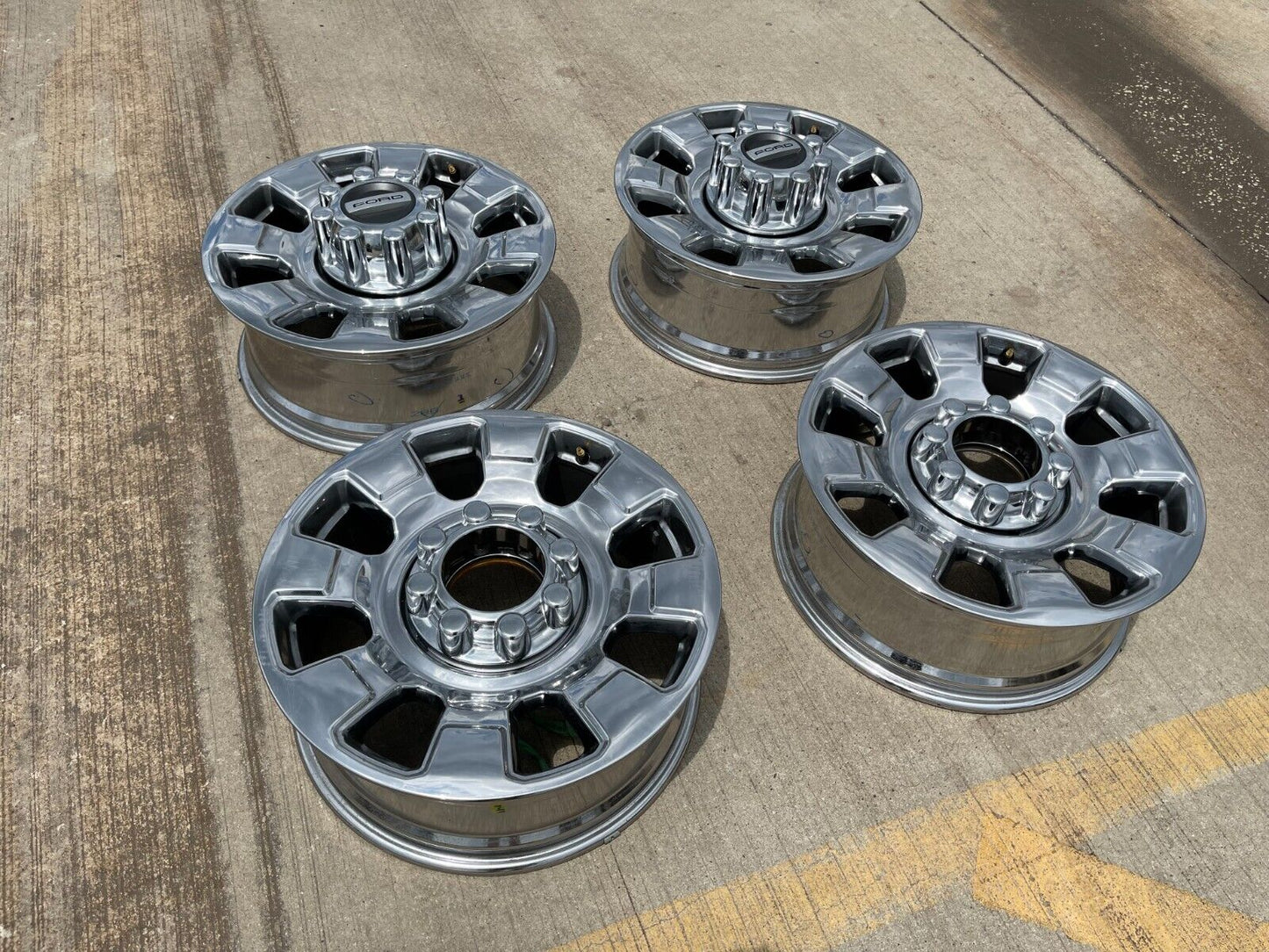 20" Ford F-250 F-350 OEM chrome Lariat 10295 25085 wheels rims 2023 2024 2025
