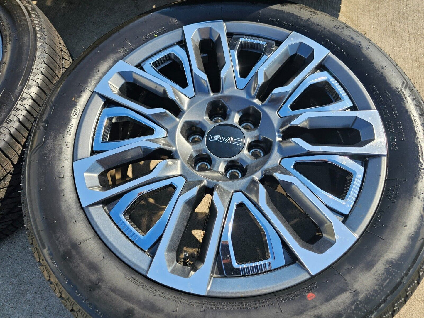 22" GMC Yukon Chevy Tahoe Escalade OEM 95486 wheels rims 2022 2023 2024 2025