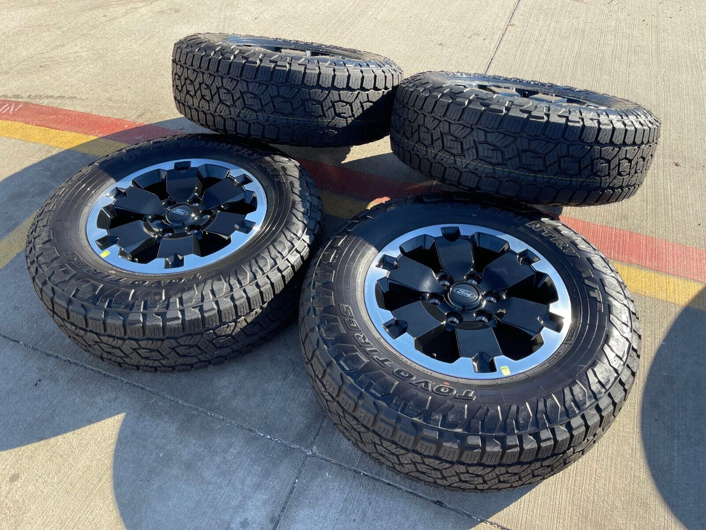 18" Ford Bronco BADLANDS OEM black wheels rims 10282 Ranger 2024 2025 TOYO NEW