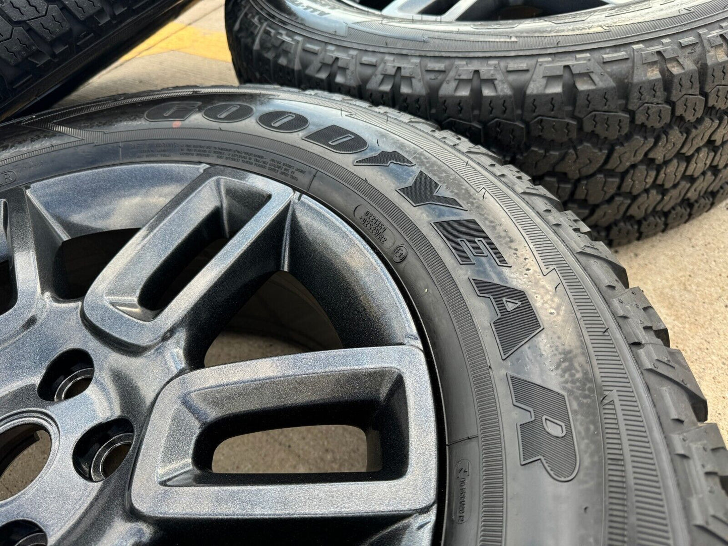 19" Land Rover DEFENDER Range Rover OEM wheels rims A/T 72350 GRAY 2023 2024