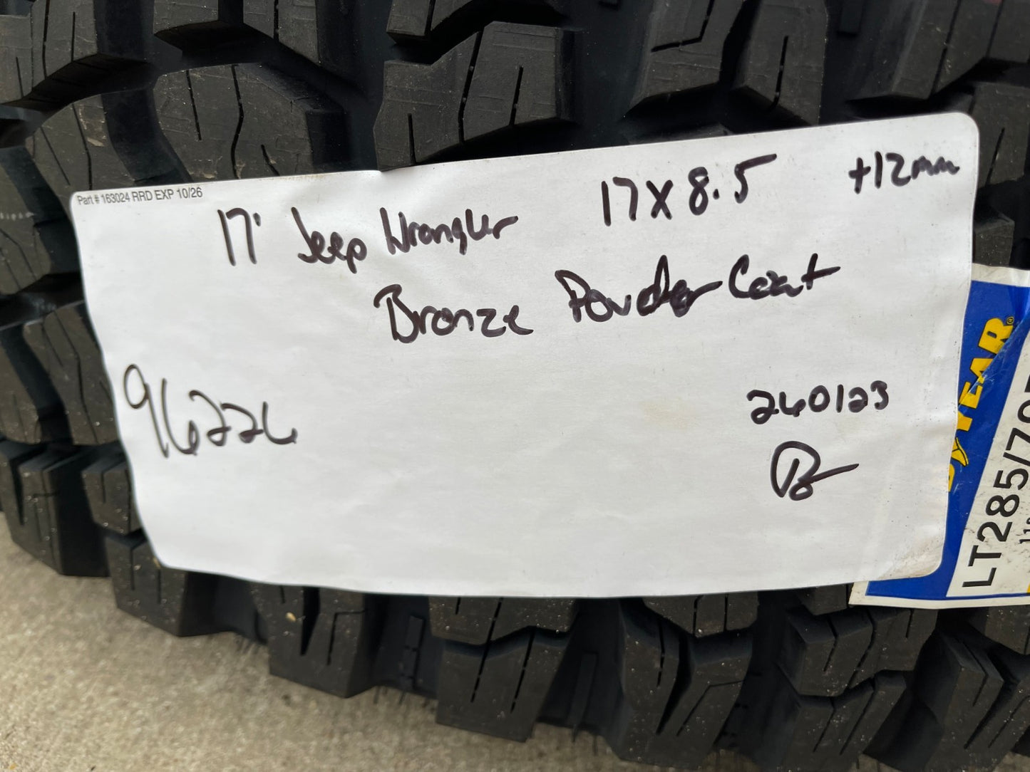 17" Jeep Wrangler Rubicon OEM 96226 wheels rims Gladiator GOODYEAR A/T 33" NEW