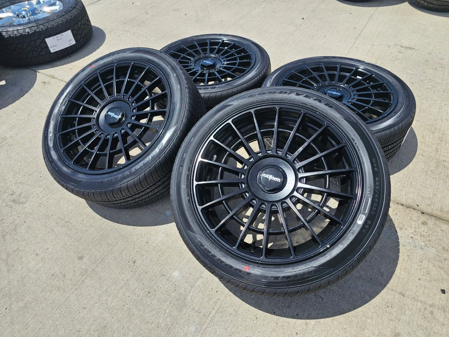 20x8.5 Rotiform LAS-R wheels rims 5x114 5x4.5 Camry Sienna Rav4 Charger NEW