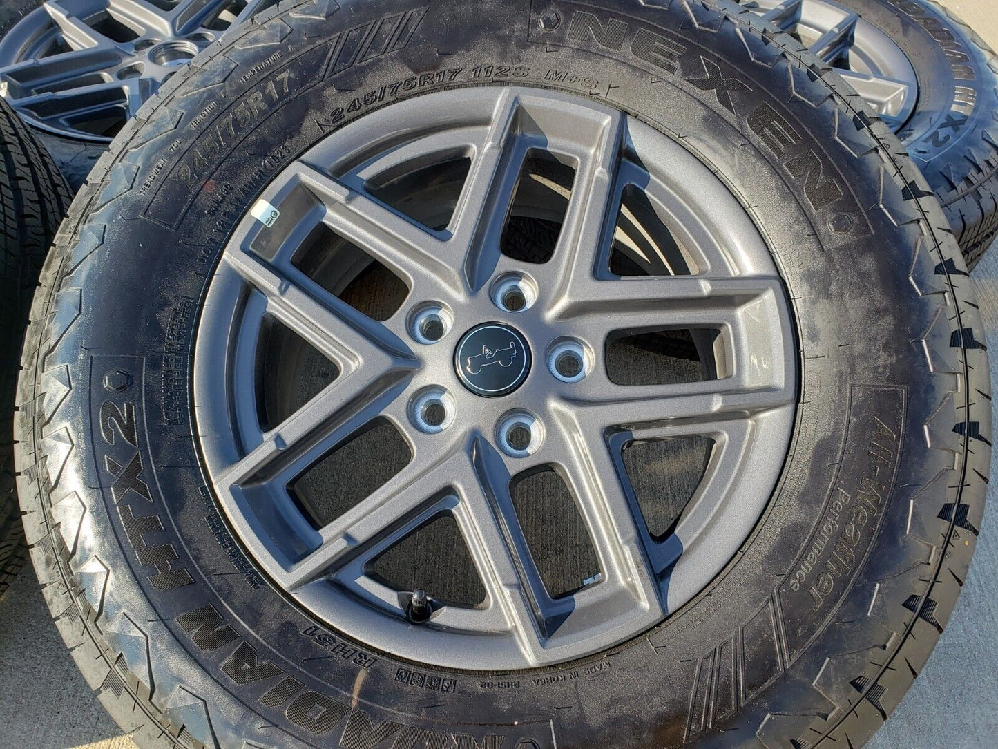 17" Jeep Wrangler Rubicon Sport OEM wheels rims 51649 Gladiator 2024 2025 NEW