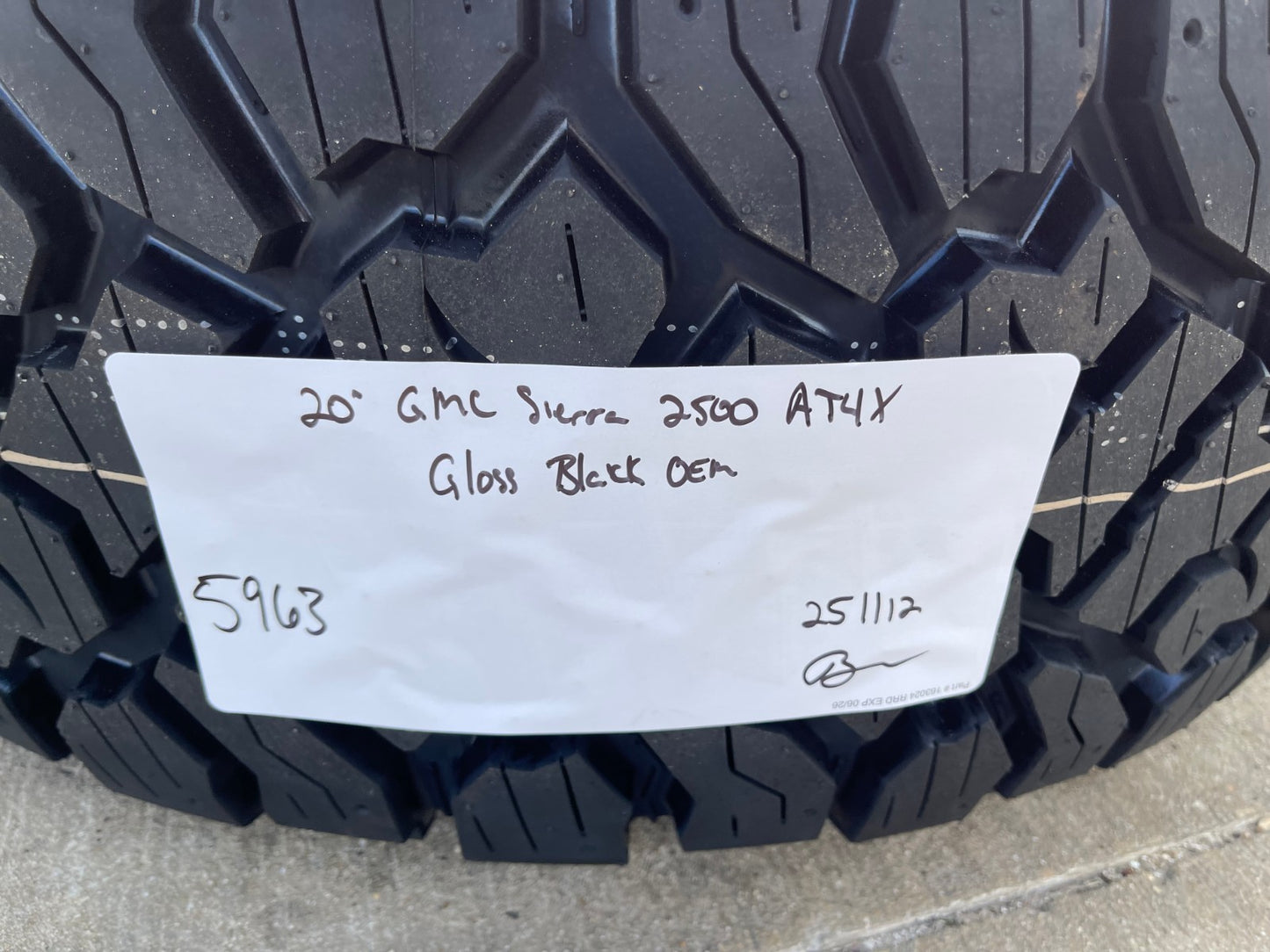 20" GMC Sierra AT4X 2500 3500 OEM 14137 5963 wheels rims Silverado NEW 35" R/T