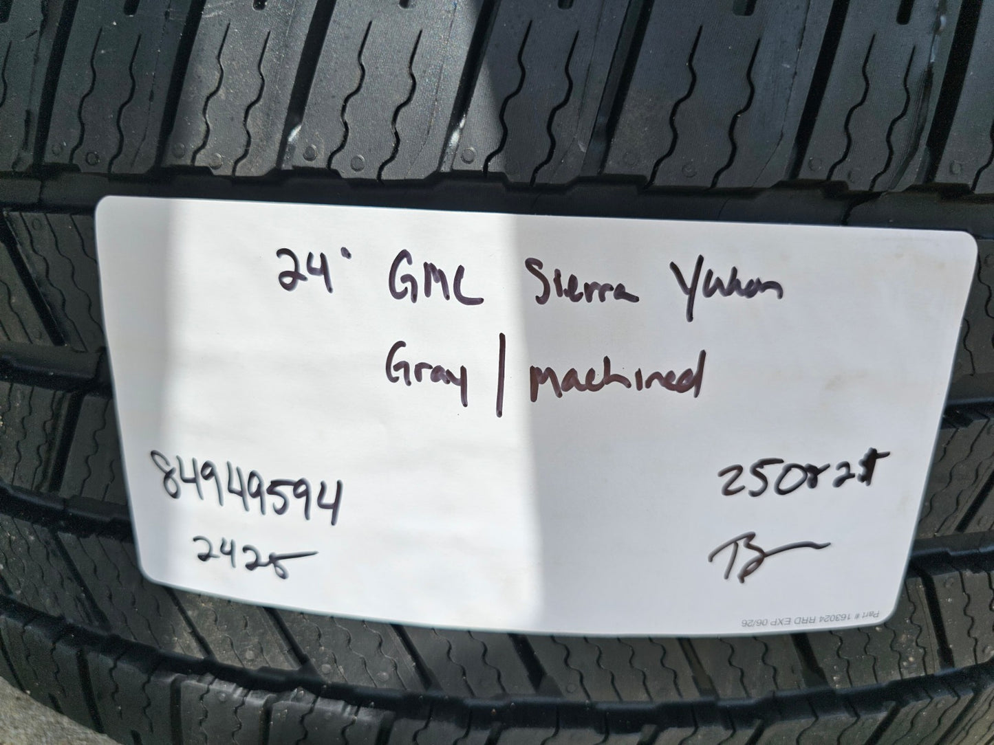 24" GMC Yukon Sierra DENALI OEM wheels rims tires 2024 2025 2026 NEW MICHELIN