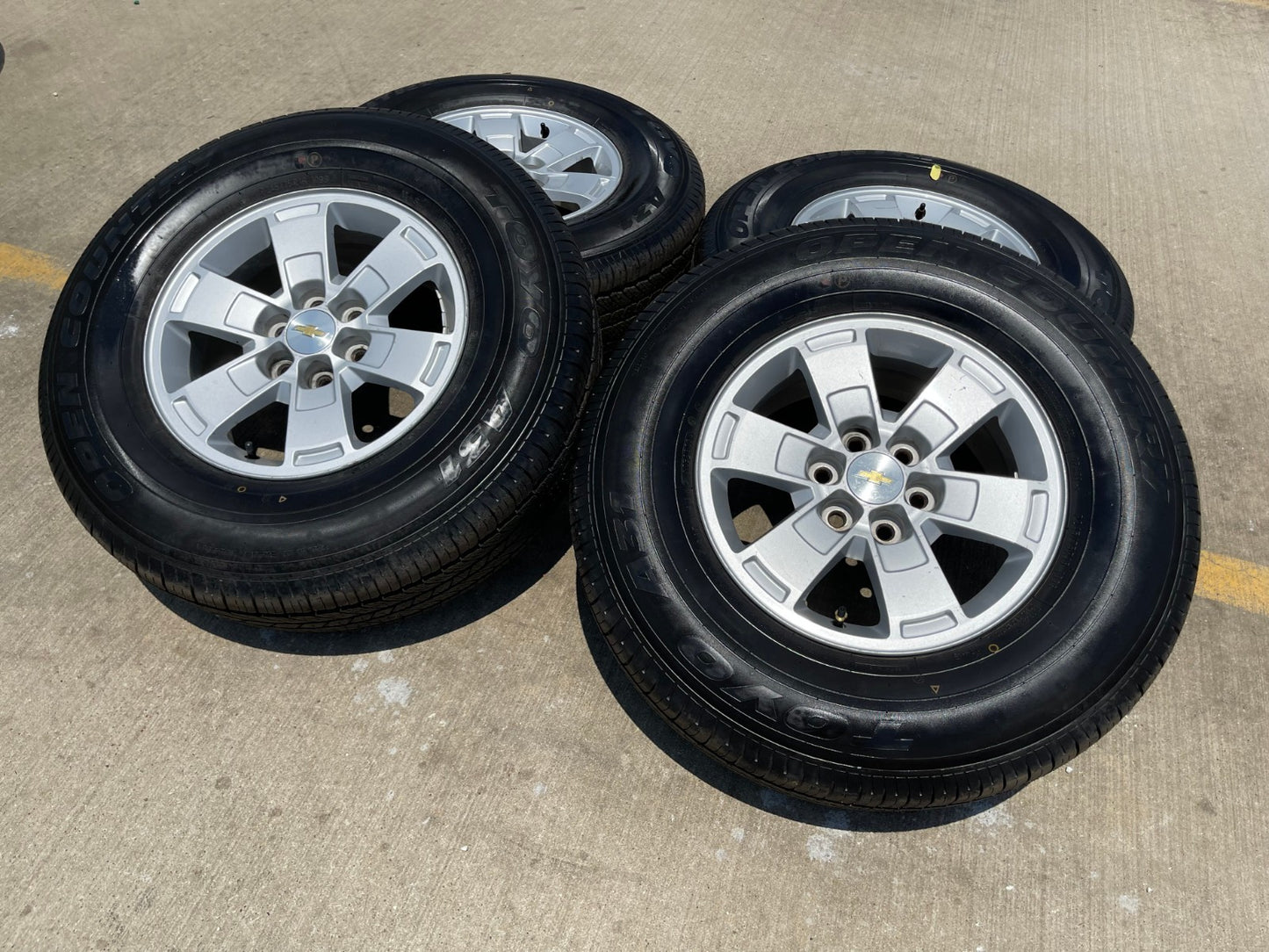 16" Chevy Colorado Z71 GMC Canyon OEM 5670 wheels rims tires