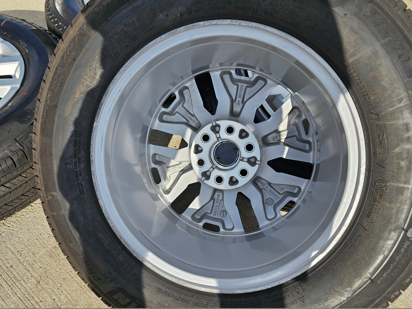 17" Nissan Frontier OEM Desert Runner 62832 wheels rims 2025 2026 NEW MICHELIN
