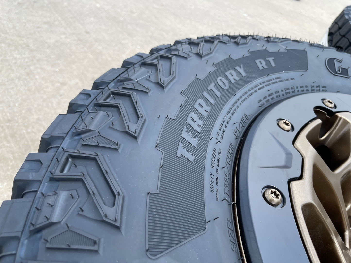 18" Dodge Ram 1500 RHO TRX Beadlock OEM bronze wheel rim 2735 tires 35" NEW