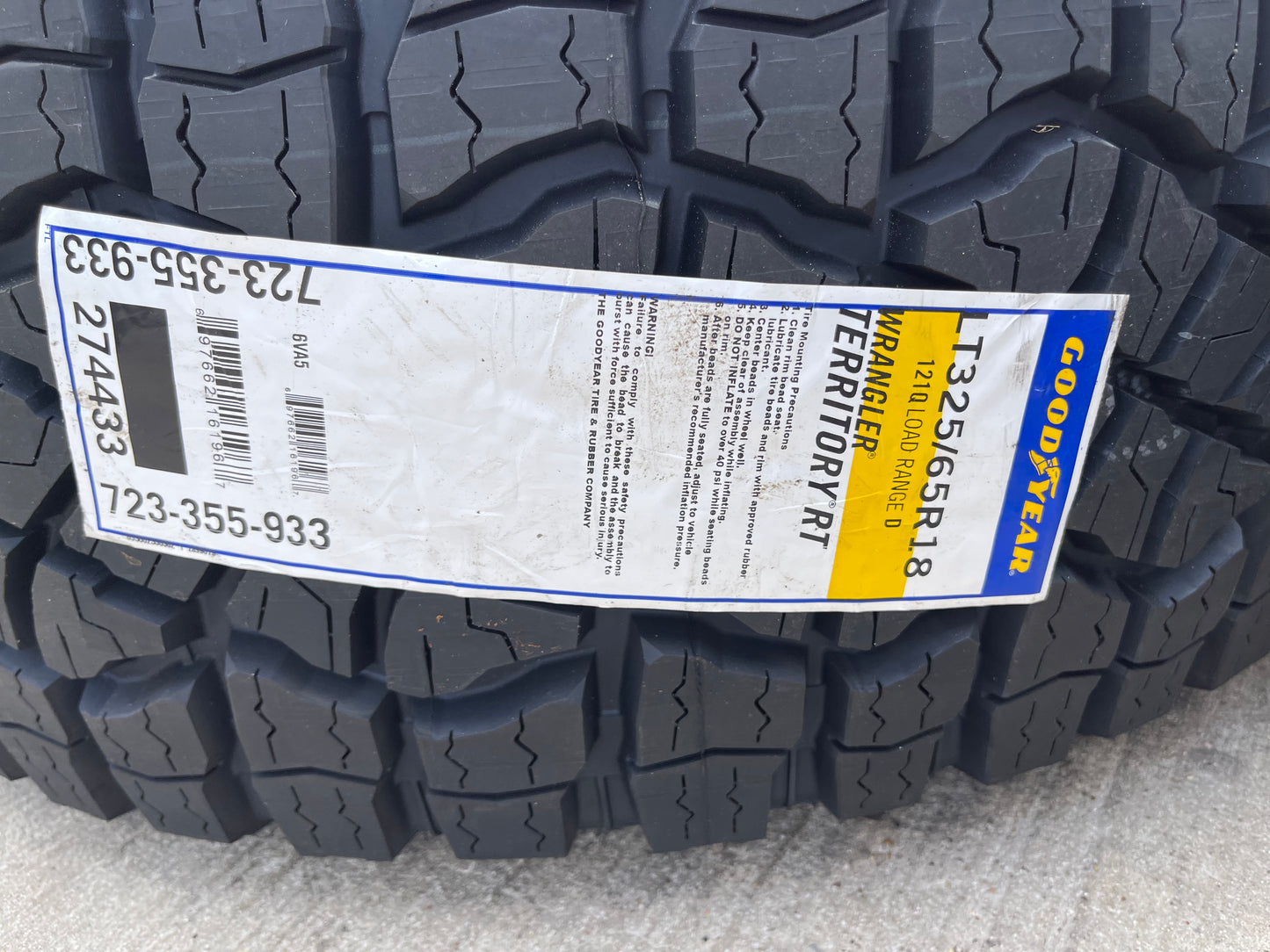 18" Dodge Ram 1500 RHO TRX Beadlock OEM bronze wheel rim 2735 tires 35" NEW